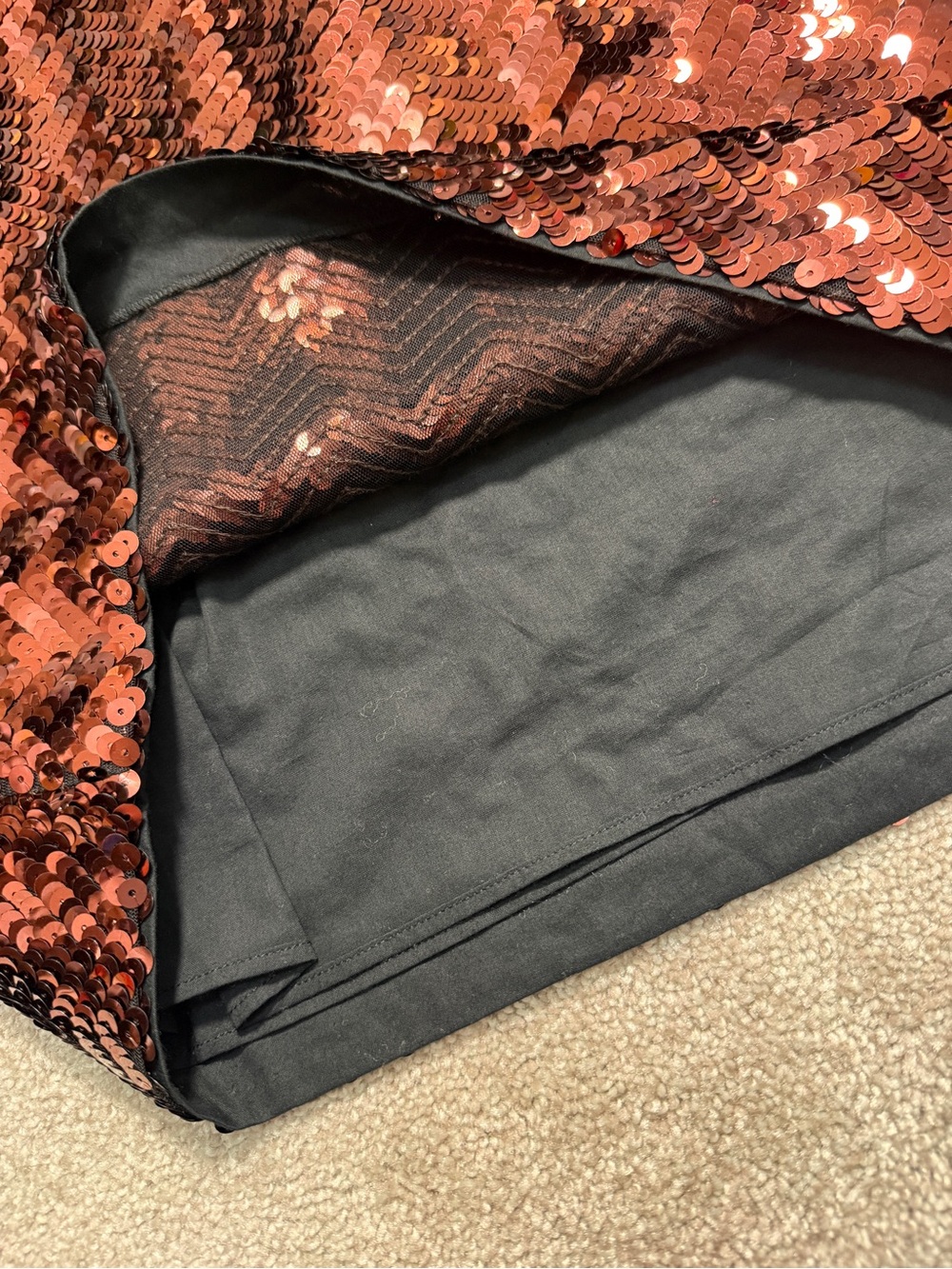 See by Chloé Copper Sequin Chevron Mini Skirt |
Size 42 or US 6 - Picture 12 of 15
